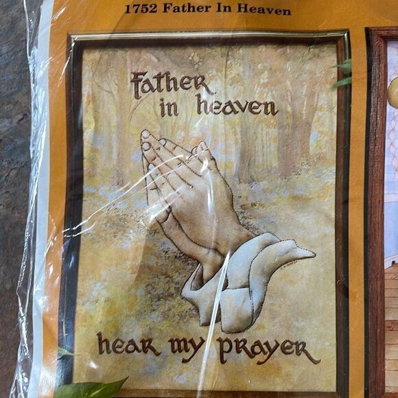 The Creative Circle 1752 Cross Stitch Kit Father In Heaven - Picture 4 of 8